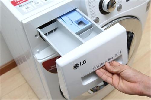 Máy giặt LG 8 kg F1208NPRW